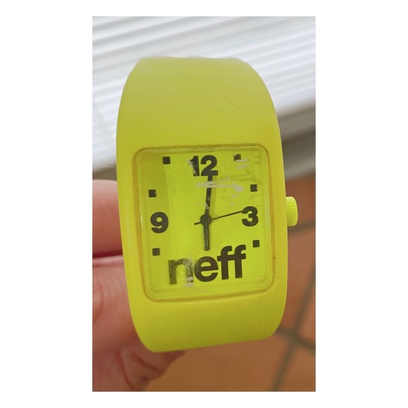 🍭 Neff Sports Watch 🍭 - Picture 2 of 4